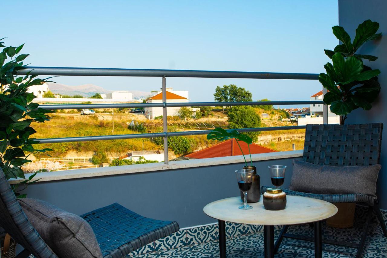 Seaside - Balcony, Sea View, Free Garage Leilighet